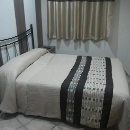 Hostal El Duende Blanco-3